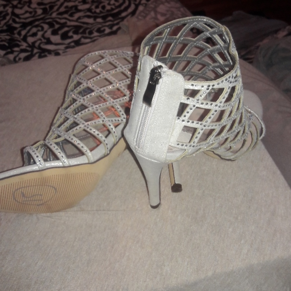 Dress heels